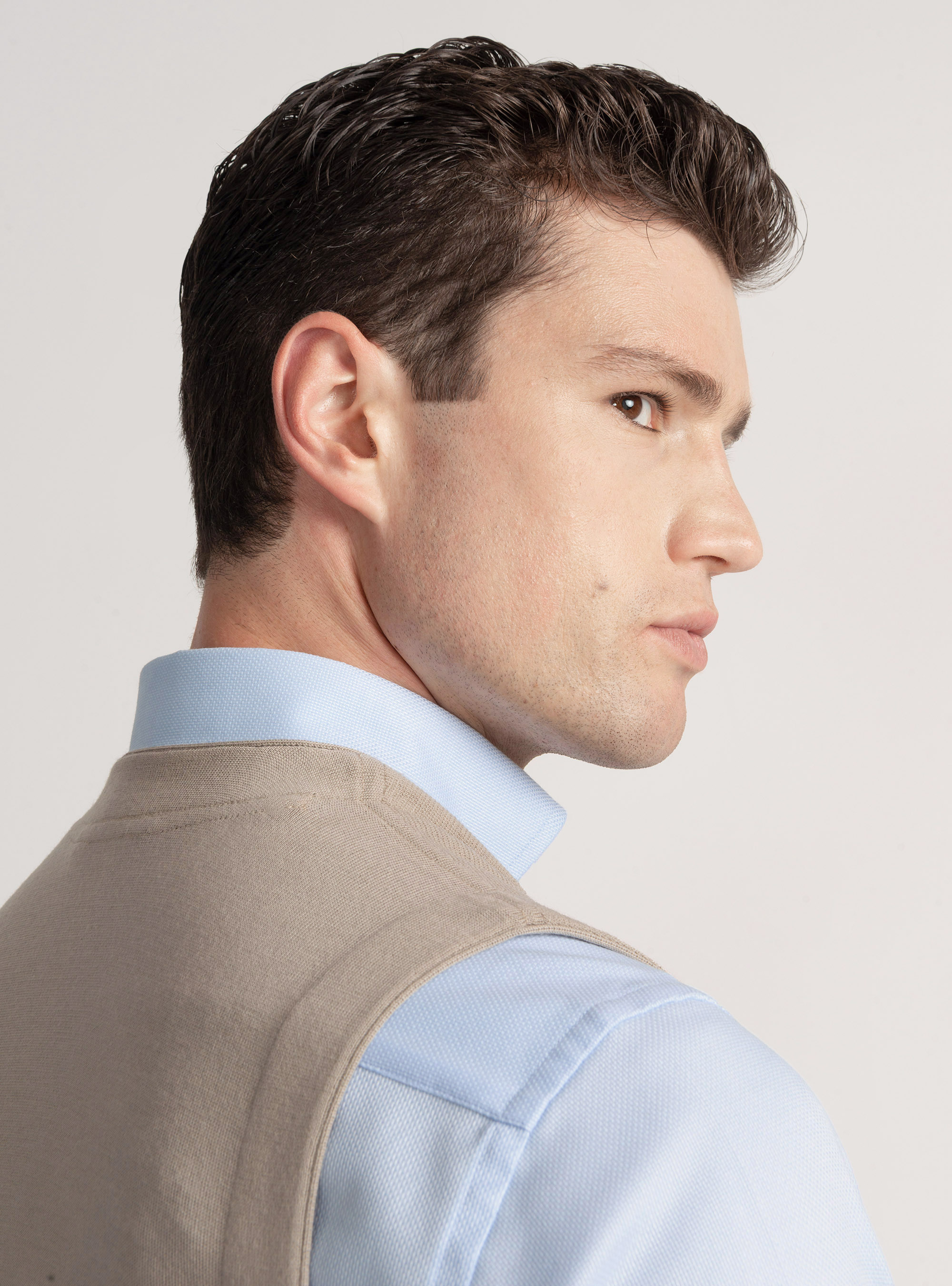 Gilet in maglia doppiopetto in pura lana merino extrafine, SABBIA
