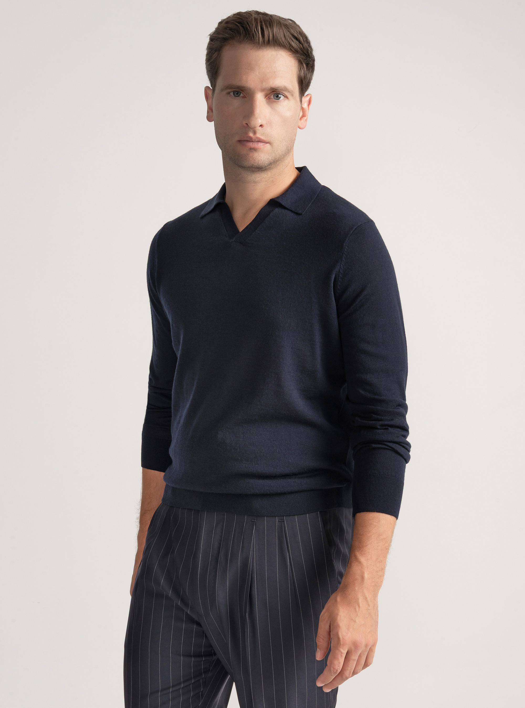 Polo in maglia senza bottoni in lana merino, BLU NAVY