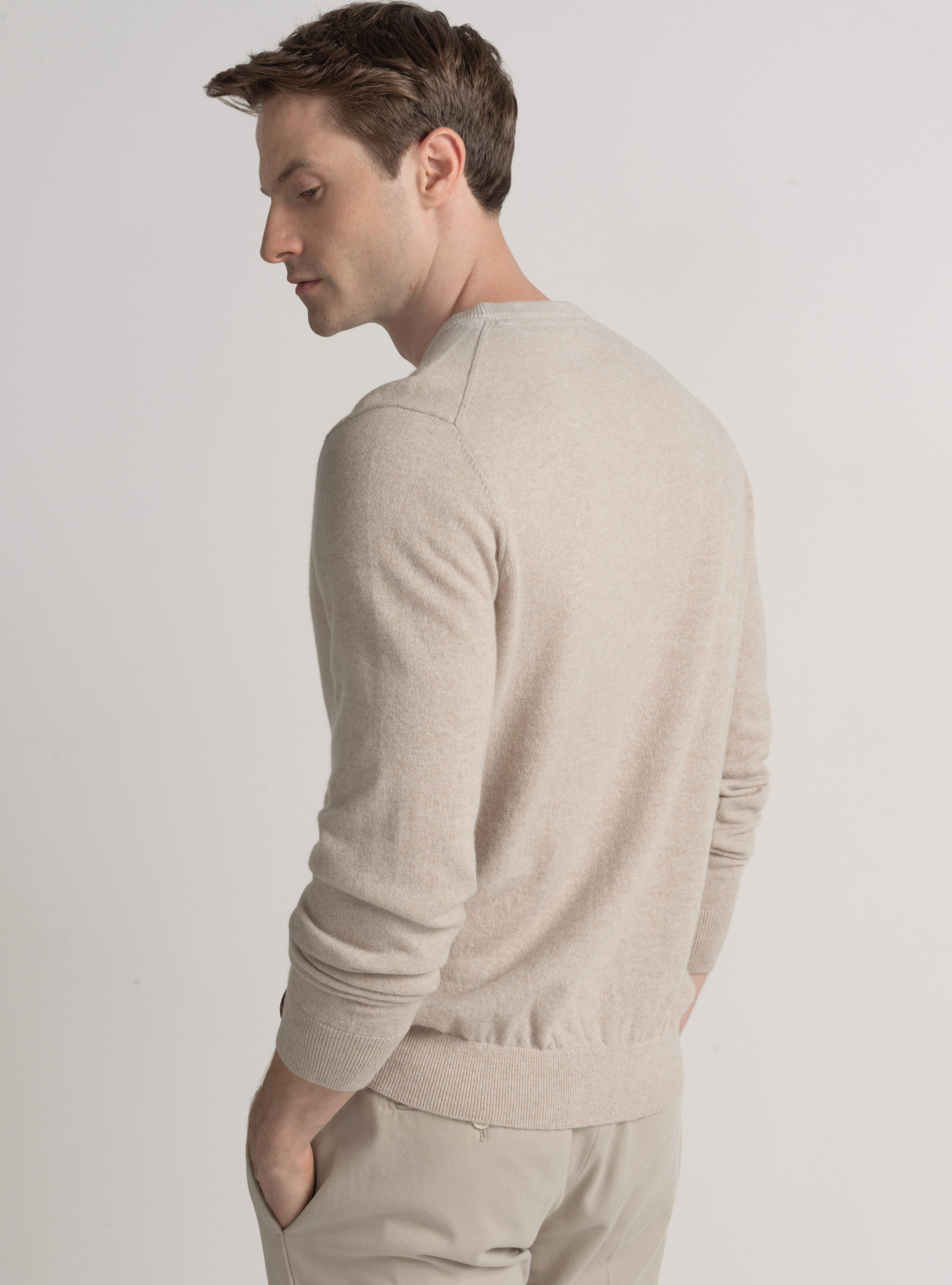Cashmere crew-neck sweater, ECRU