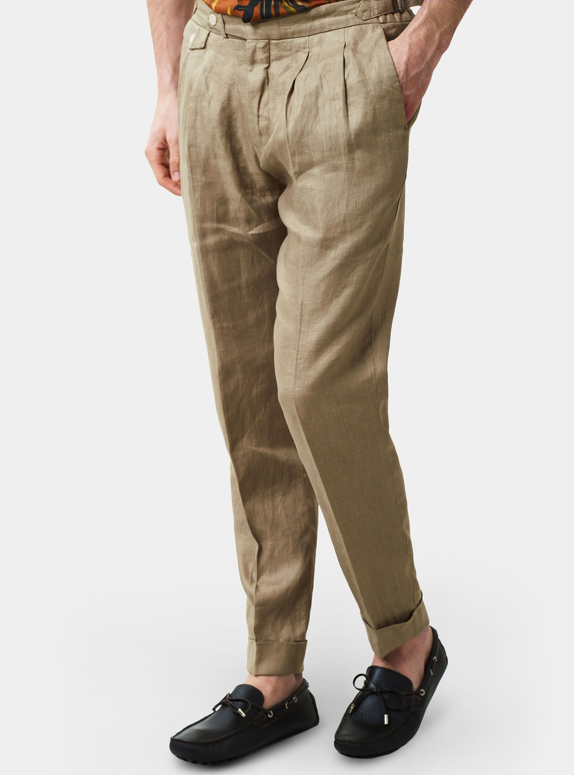 Linen trousers with double pleat, MUD