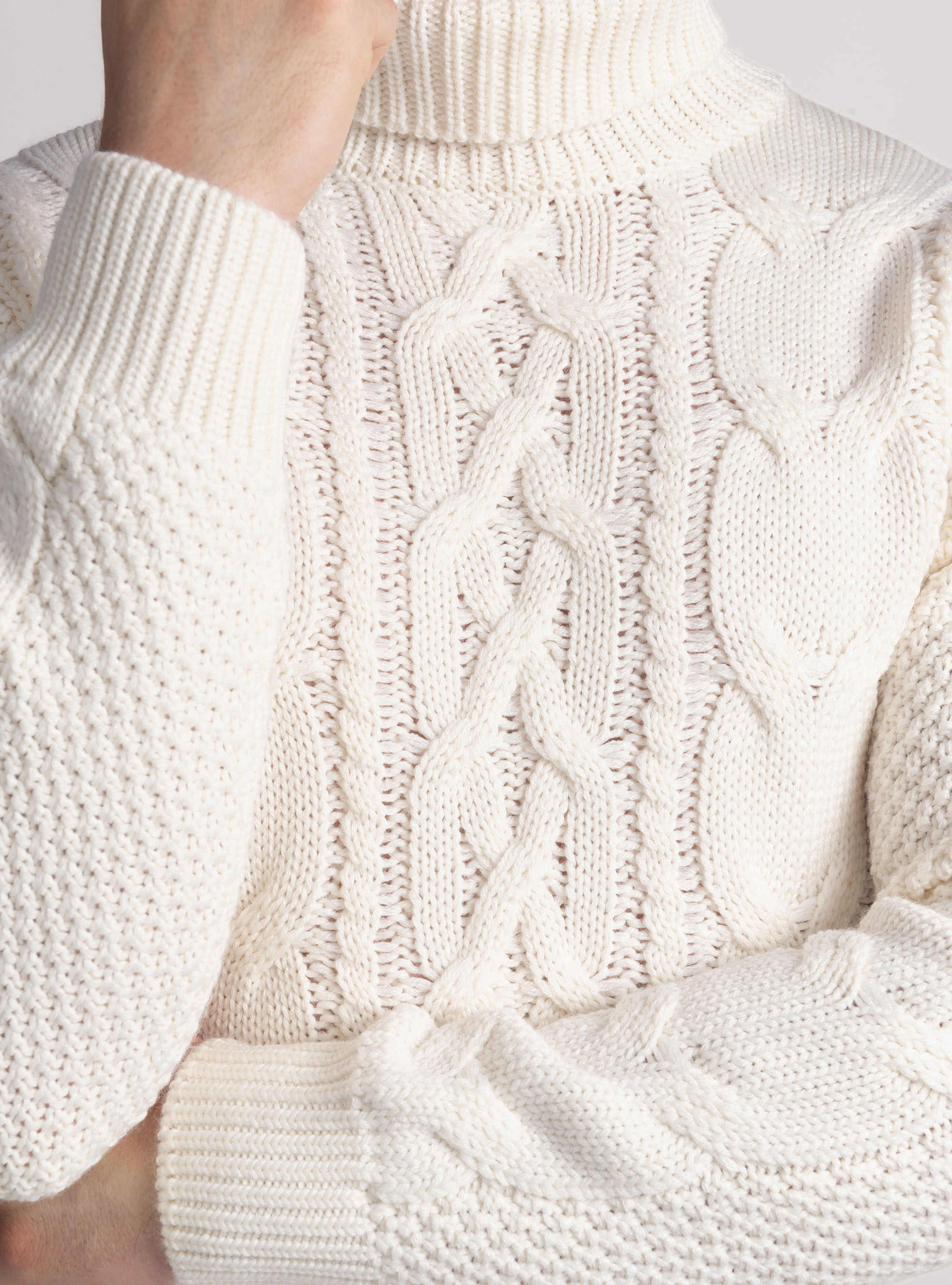 Wool-blend turtleneck sweater with braid, WHITE