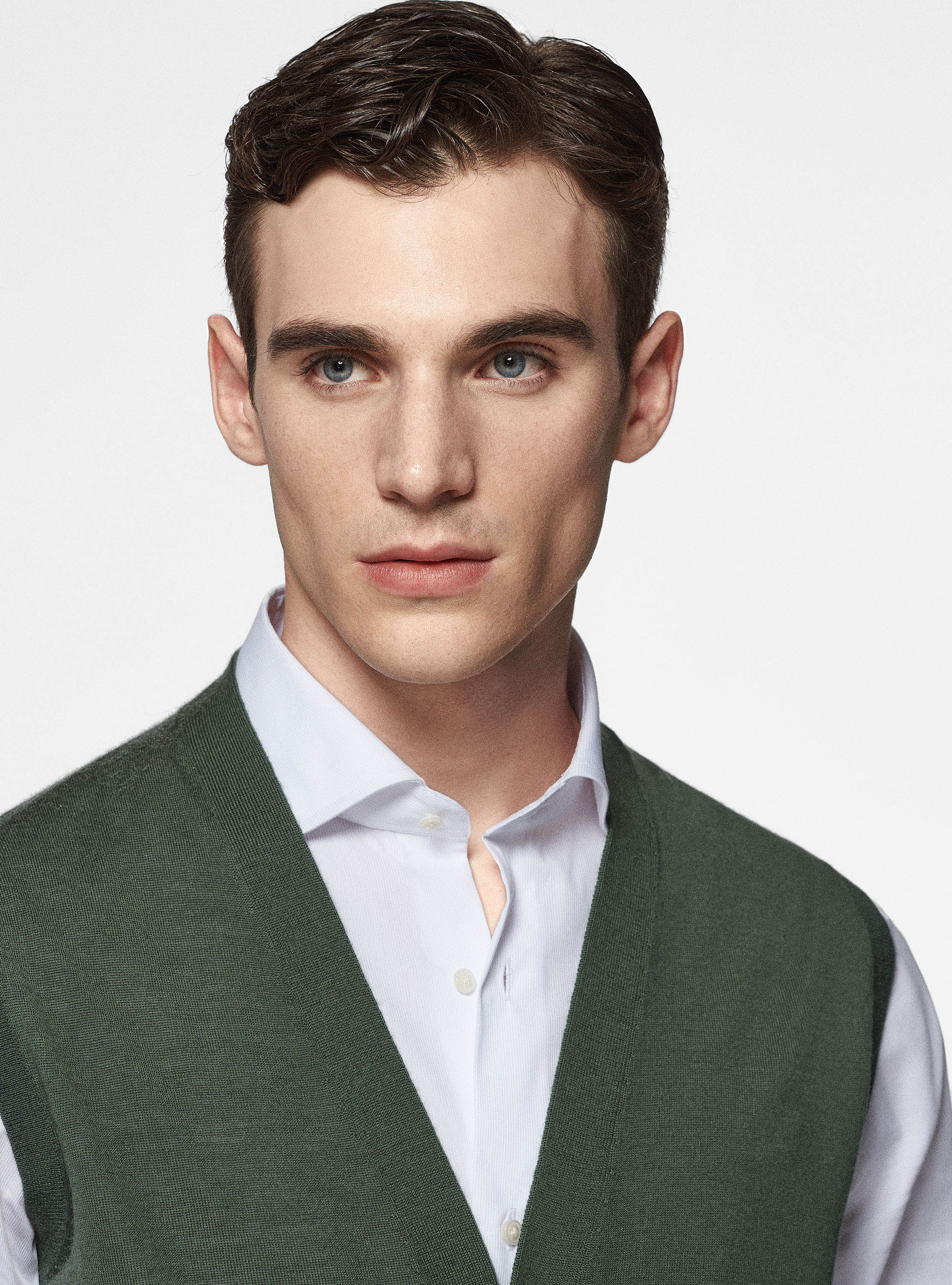 Knitted waistcoat in pure extra-fine merino wool, MILITARE 0609C
