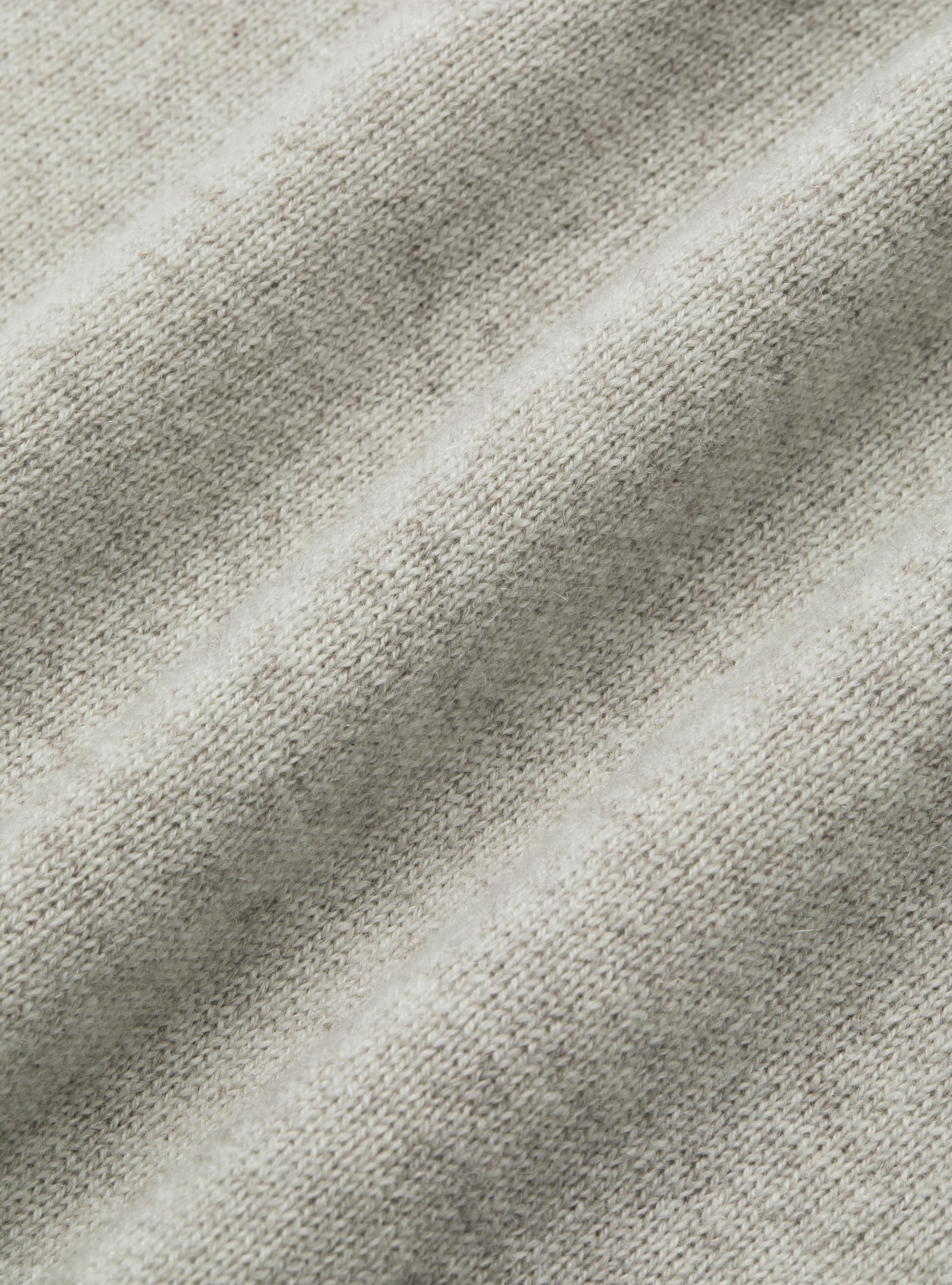 Cashmere crew-neck sweater, ECRU