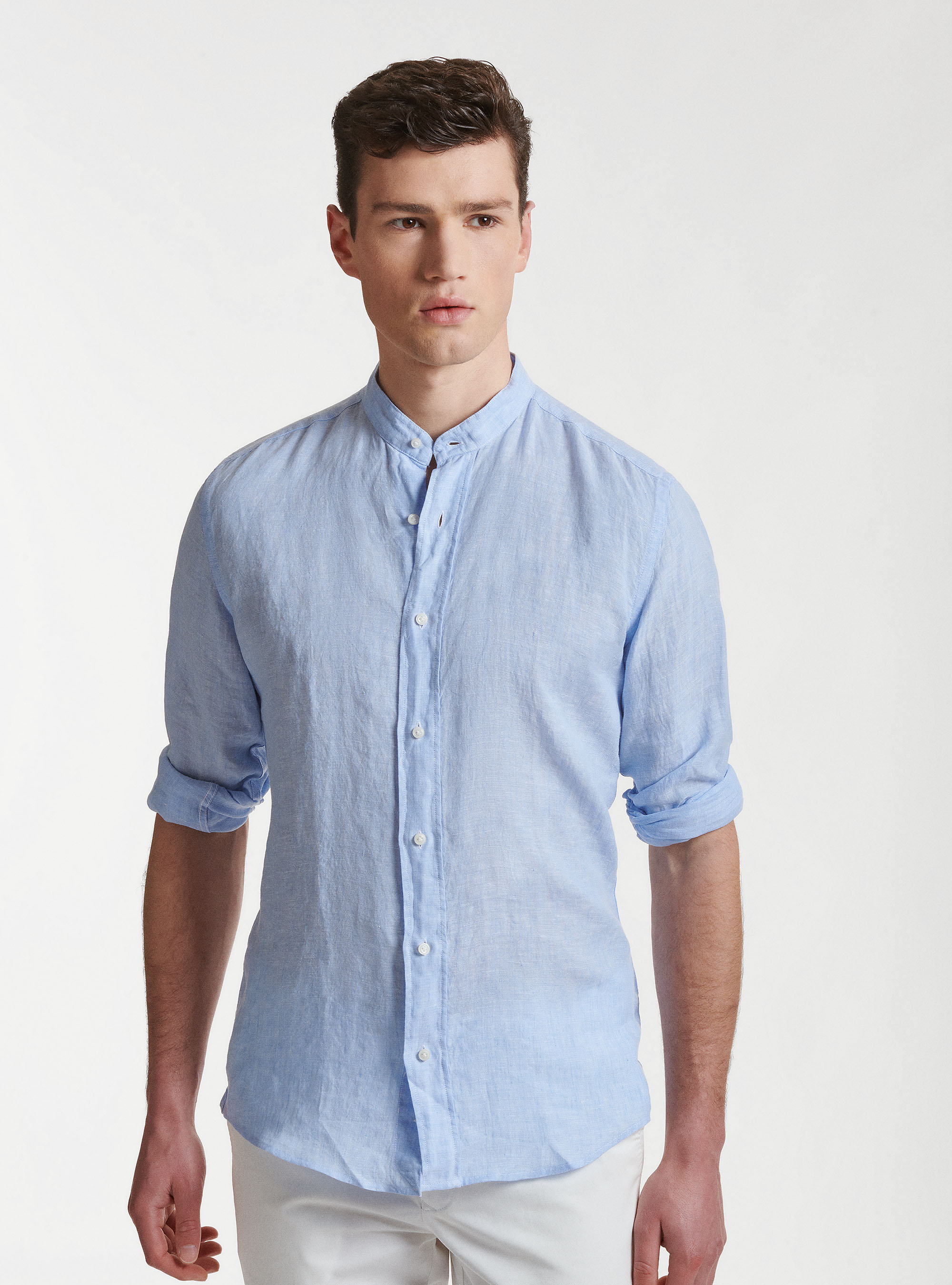Camisa de cuello coreano en puro lino, CELESTE