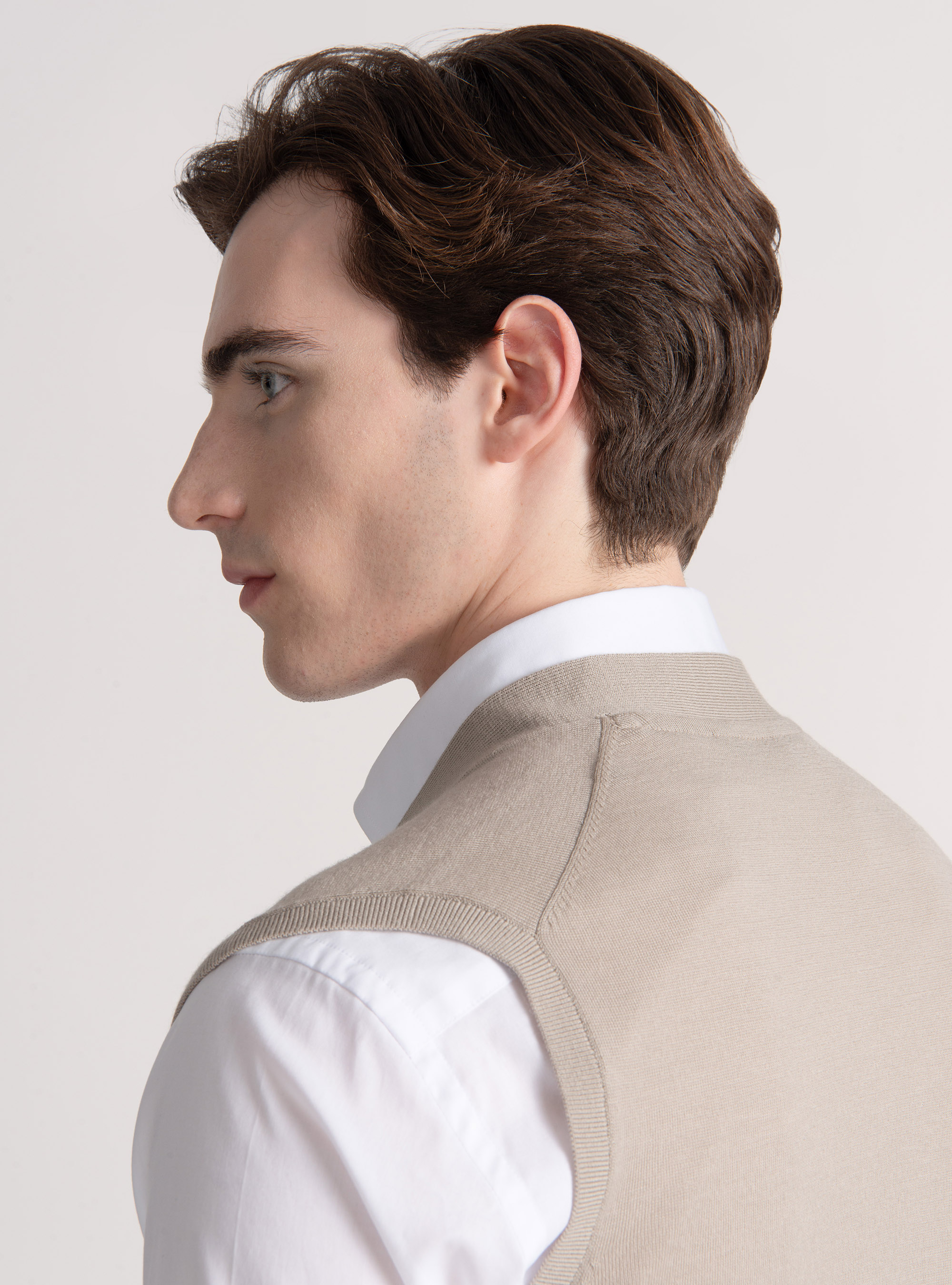Knitted gilet with buttons in extra-fine merino wool, SAND