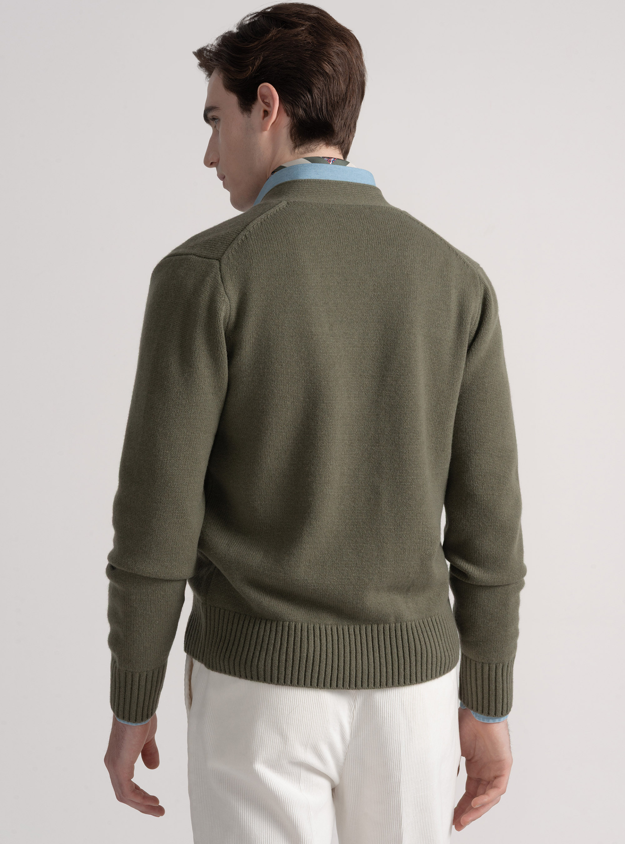 Strickjacke aus Wolle und Kaschmir, SALVIA 0602C