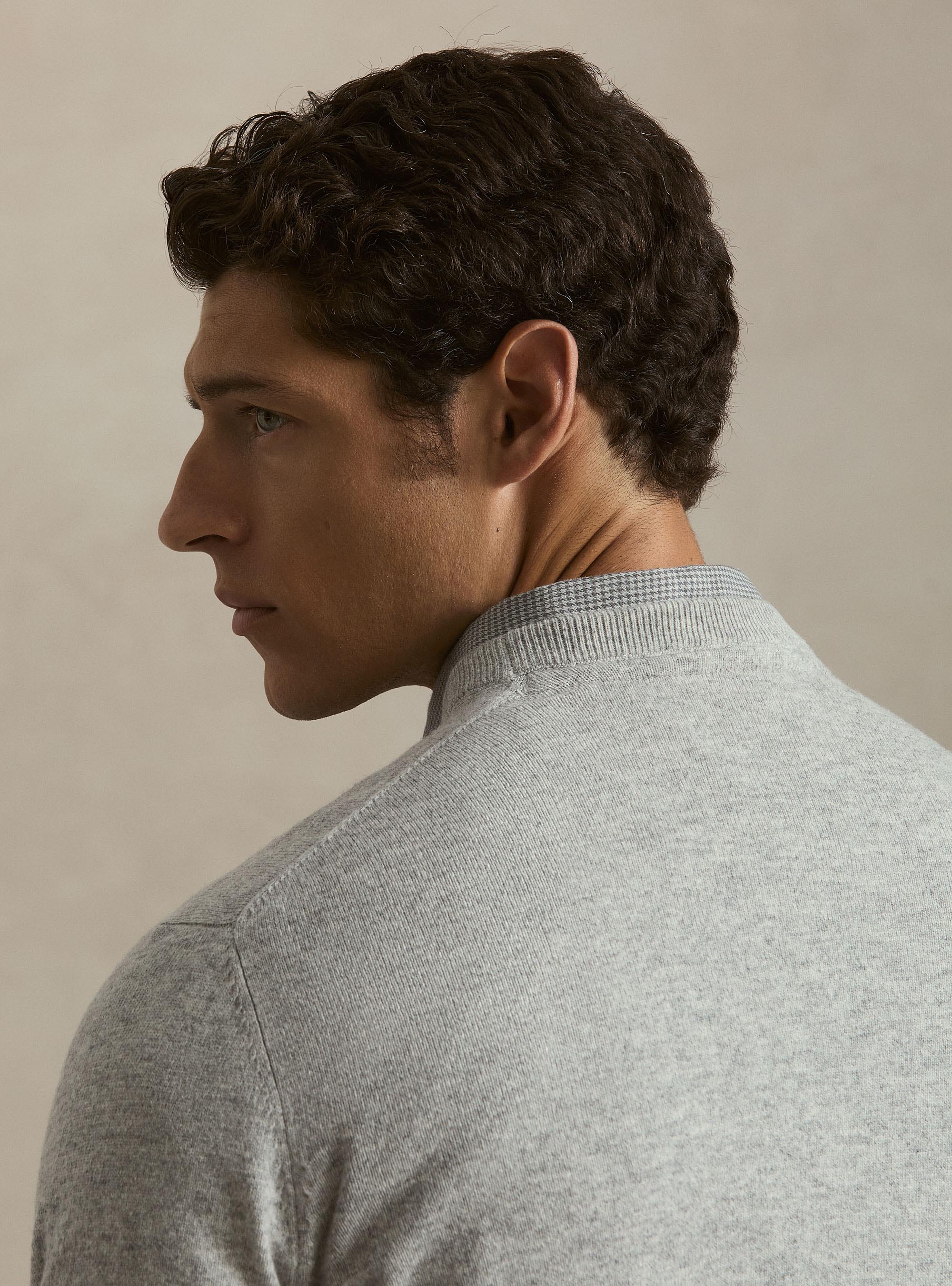 Rundhals-Pullover aus Lambswool und Kaschmir, GRIGIO CHIARO MEL 0150C