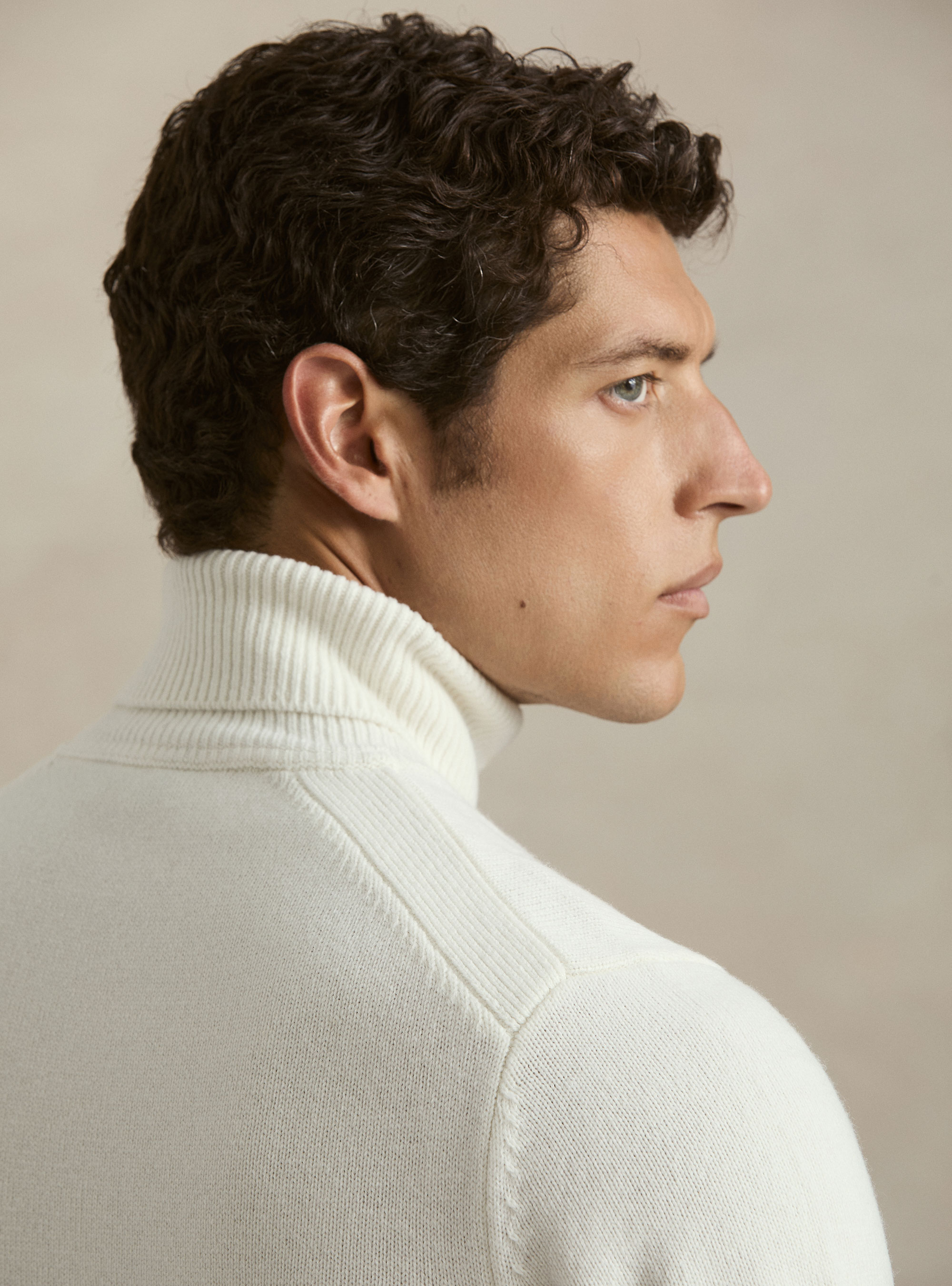 Rollkragenpullover aus Merinowolle, BIANCO 0099C
