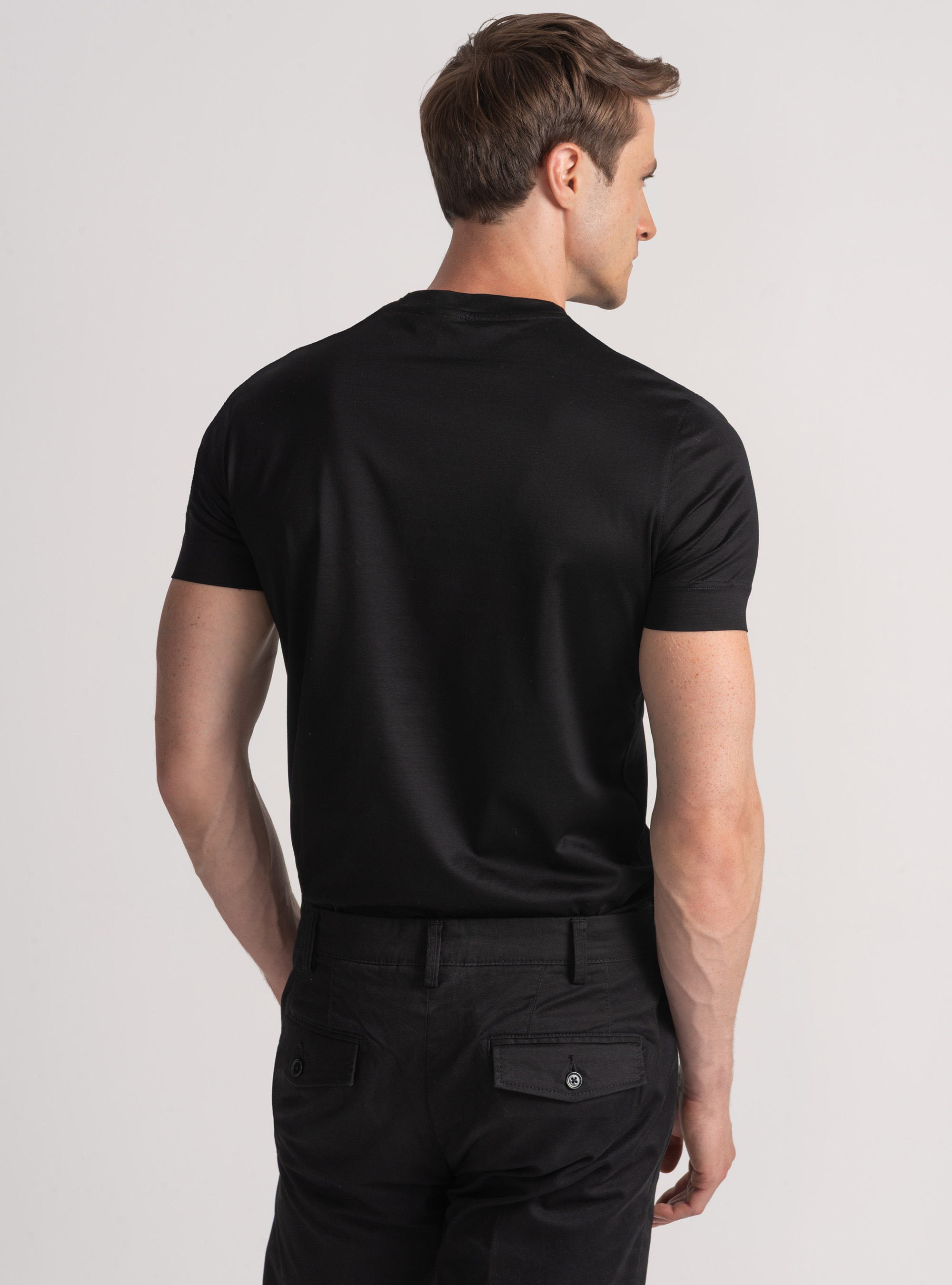 Kurz&auml;rmeliges T-Shirt aus schottischem Garn, NERO 0100C