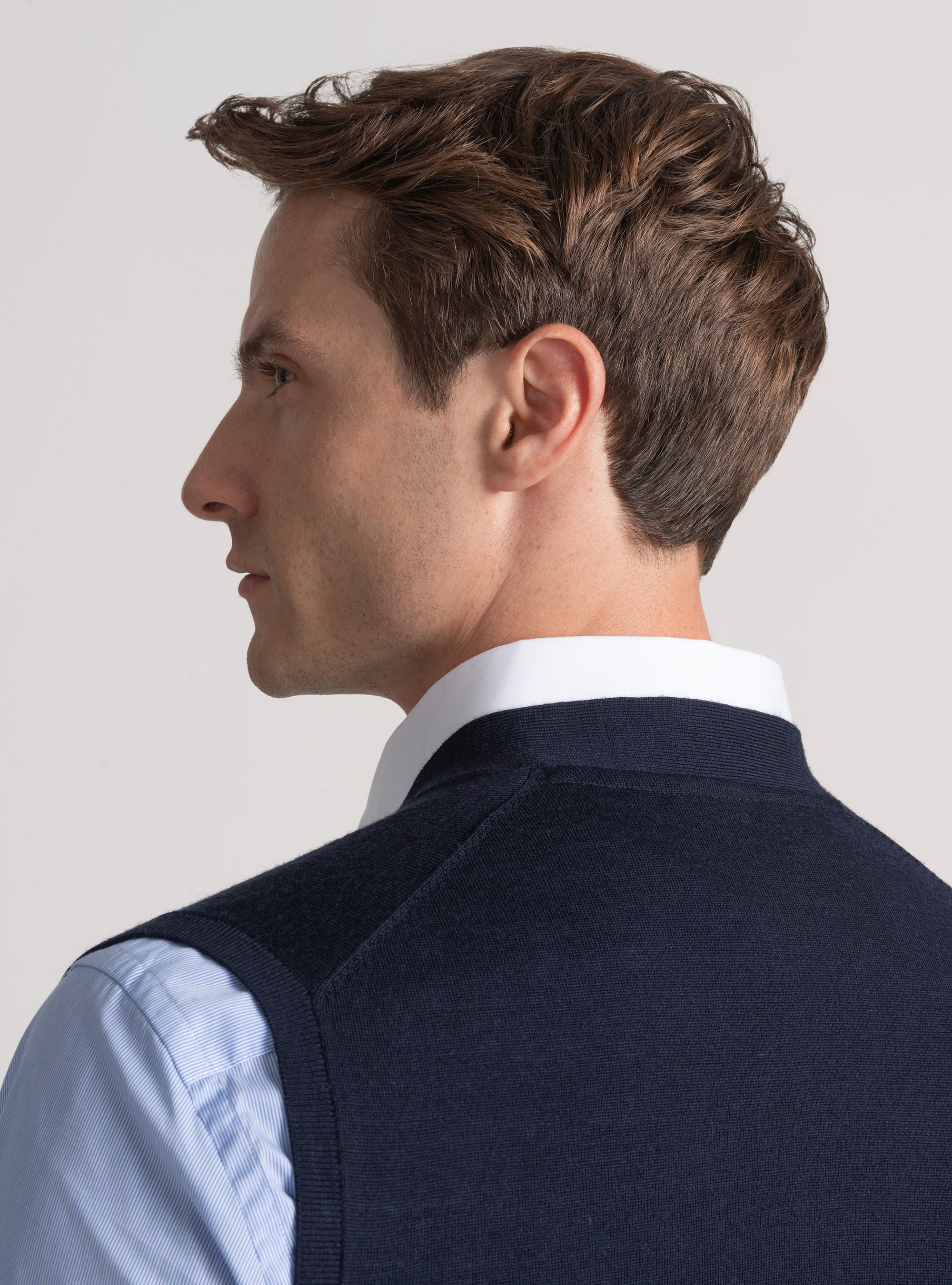 Knitted gilet with buttons in extra-fine merino wool, NAVY BLUE
