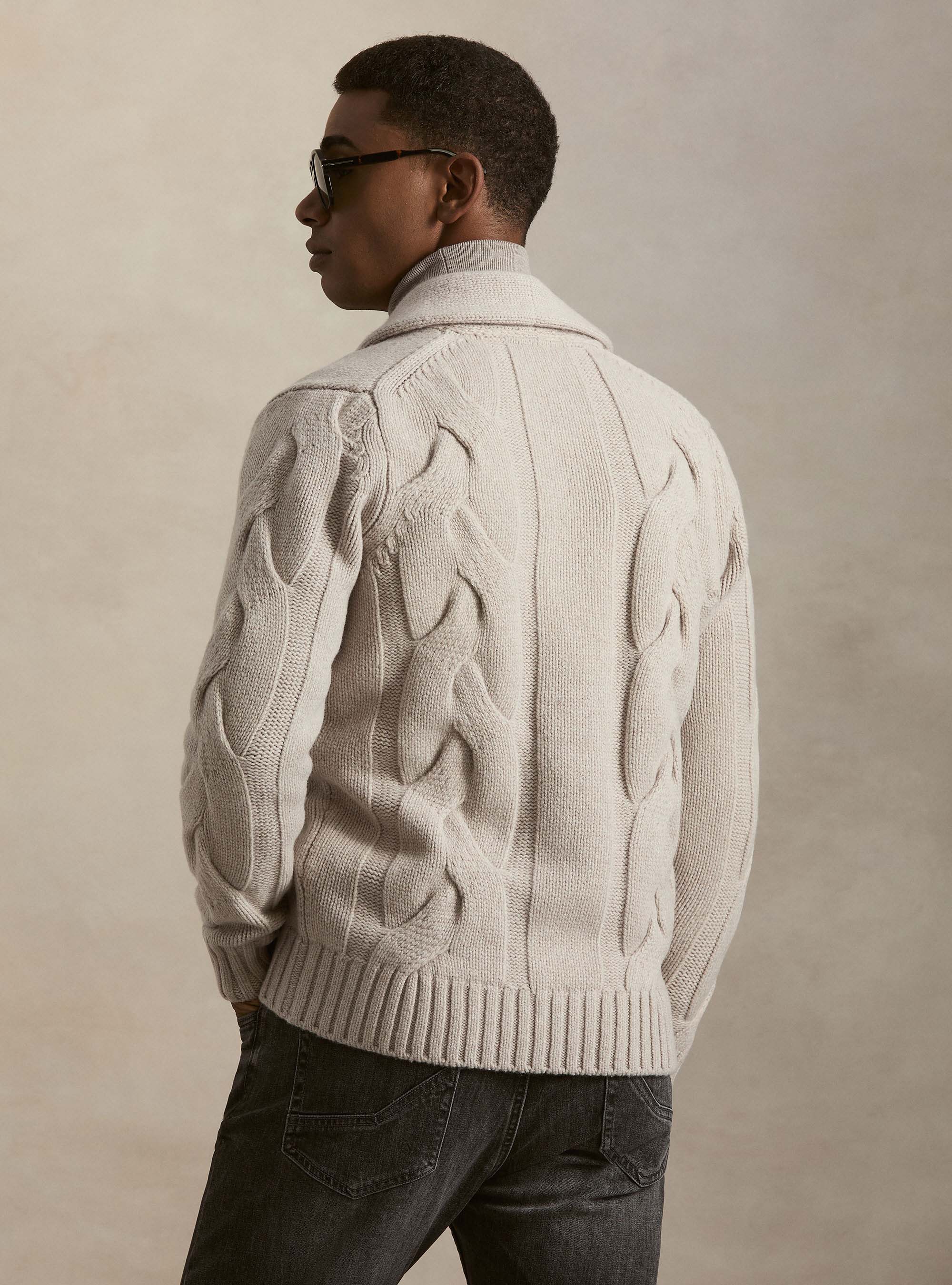 Schalkragen-Strickjacke mit Zopfmuster, ECRU 0560C