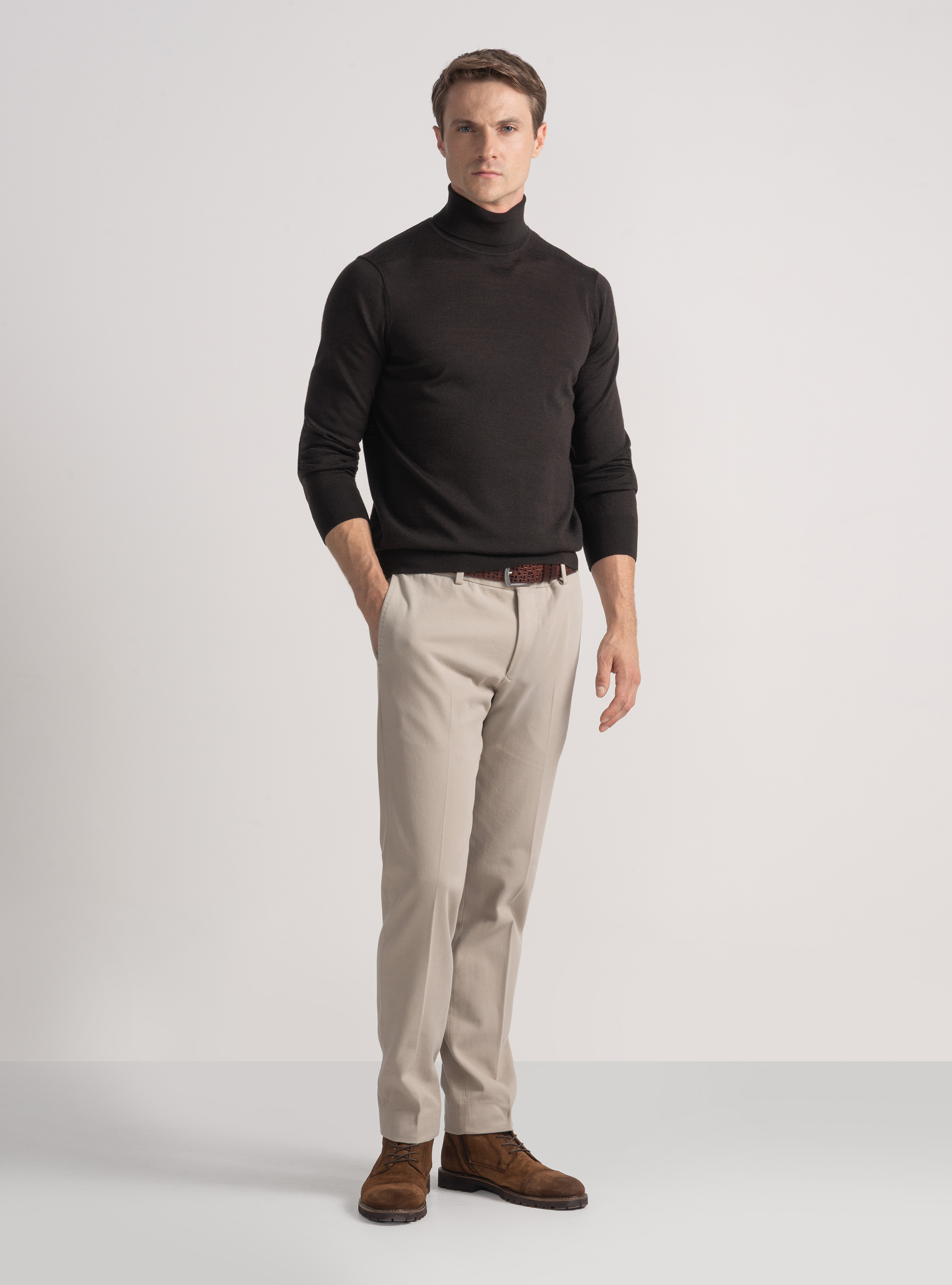 Turtleneck in pure extra-fine merino wool, BROWN