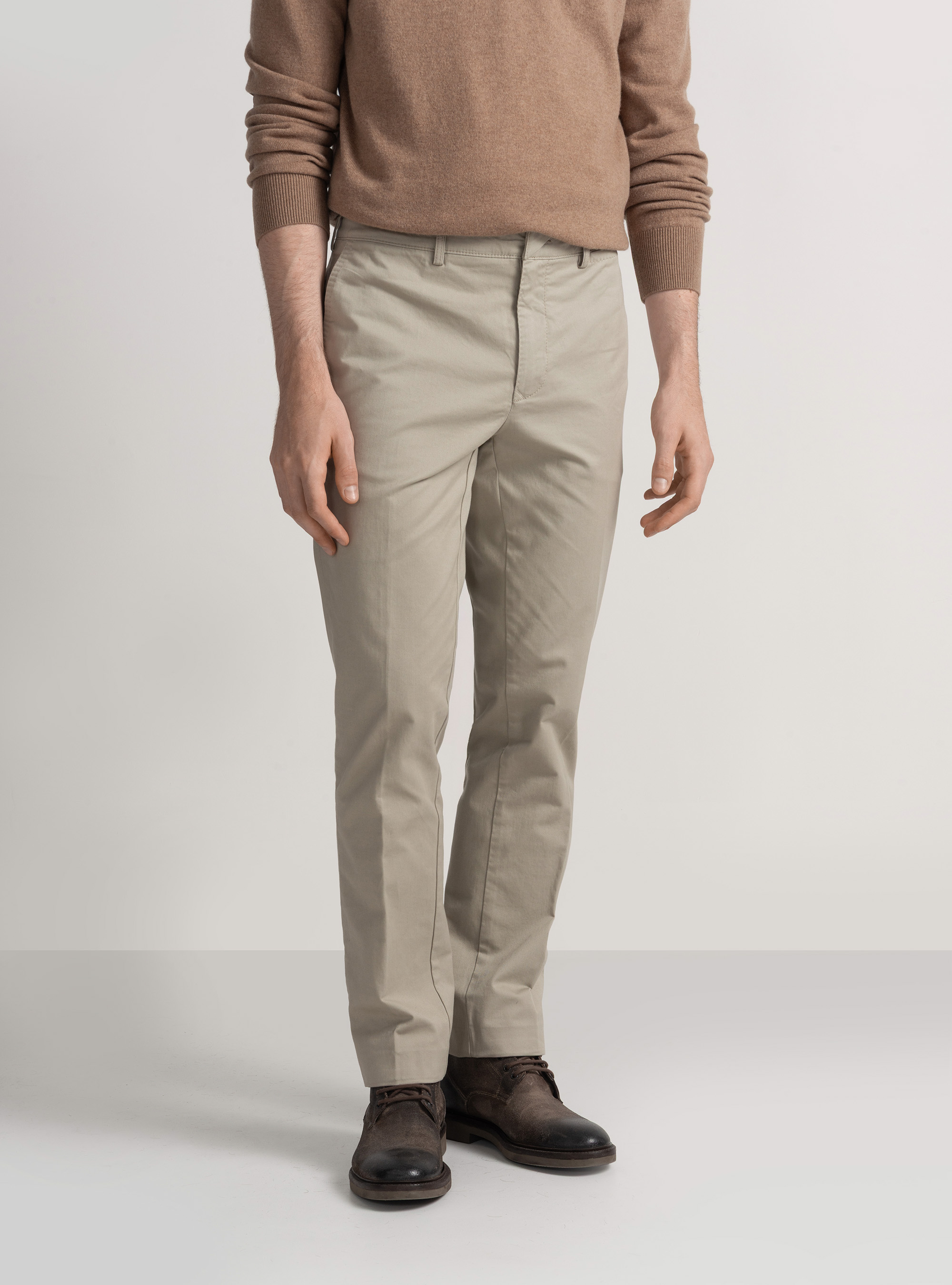 Pantal&oacute;n chino slim fit de sarga el&aacute;stica, CRUDO