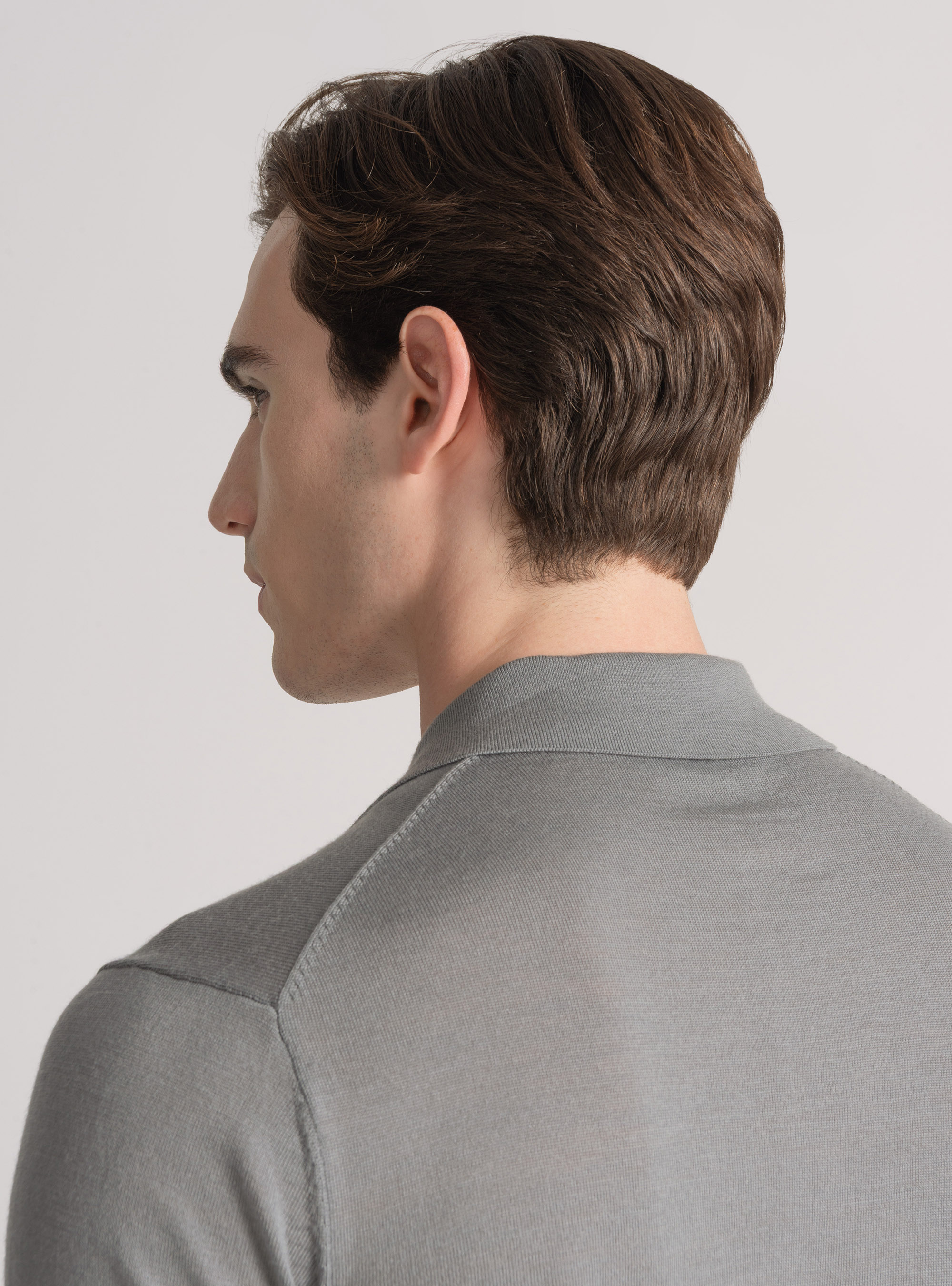 Polohemd aus extrafeiner Merinowolle, GRIGIO 0120C