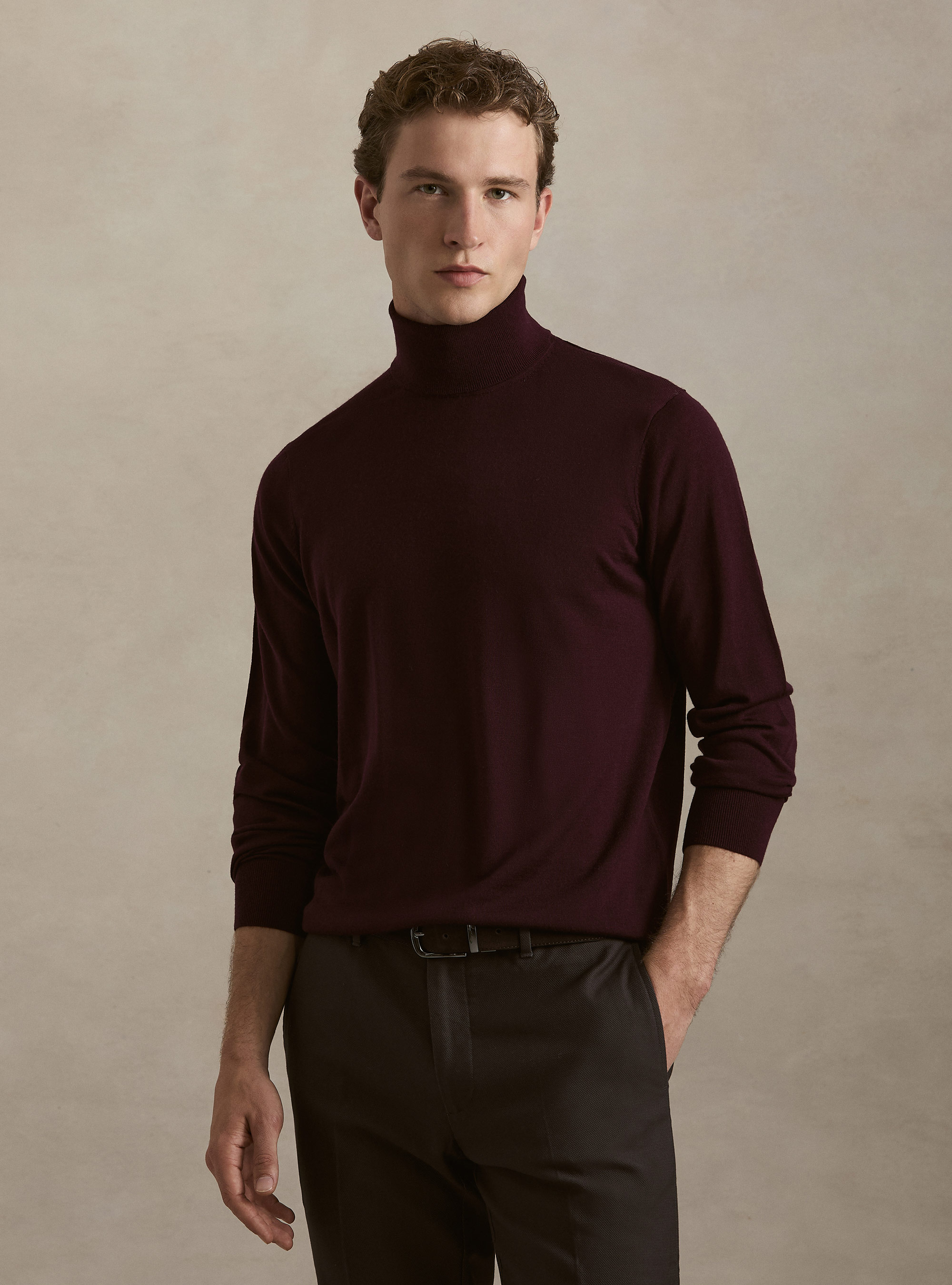 Rollkragenpullover aus reiner extrafeiner Merinowolle, BORDEAUX 0311C