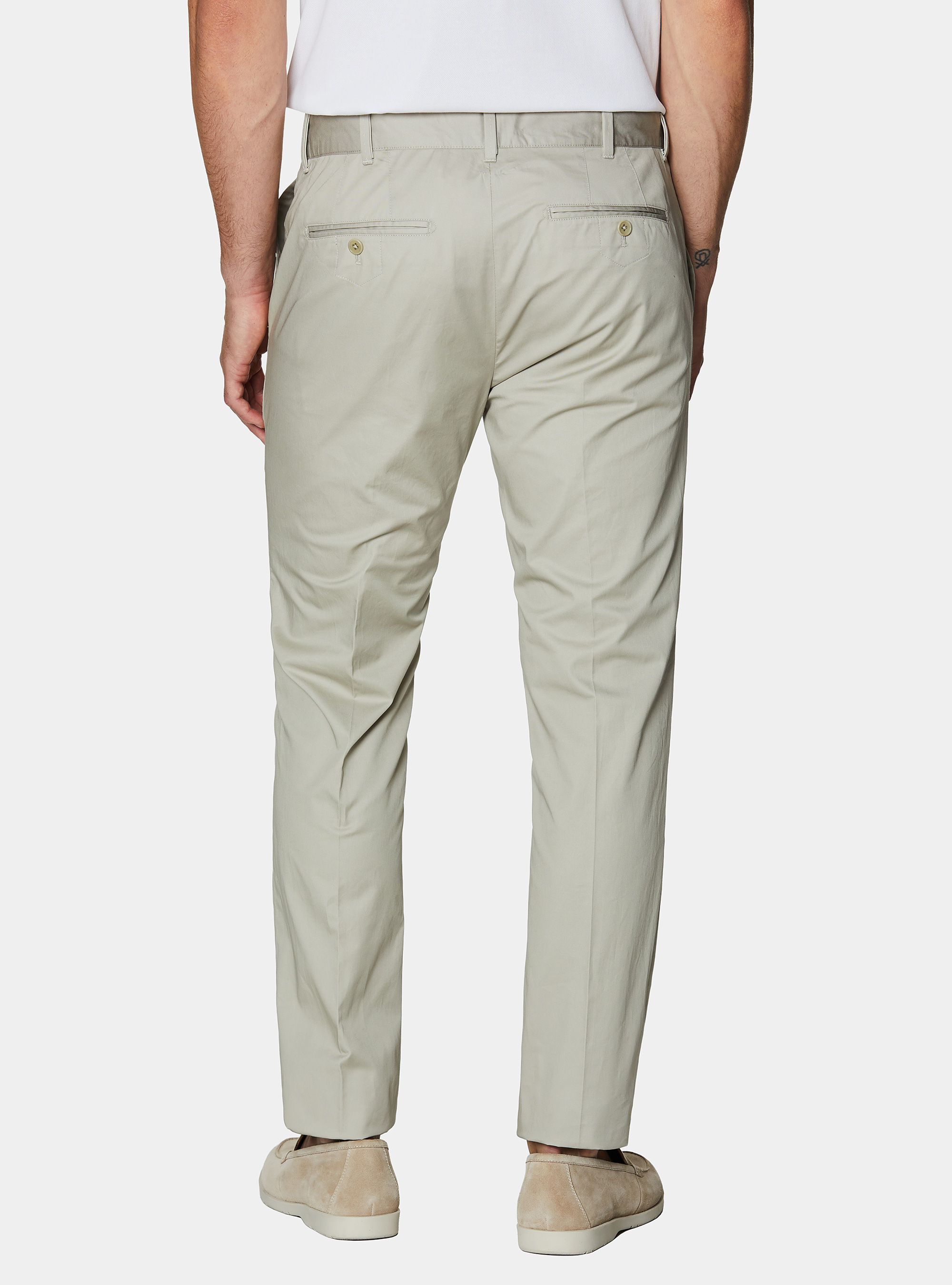 Pantalon chino slim en serg&eacute; l&eacute;ger, &Atilde; CRU