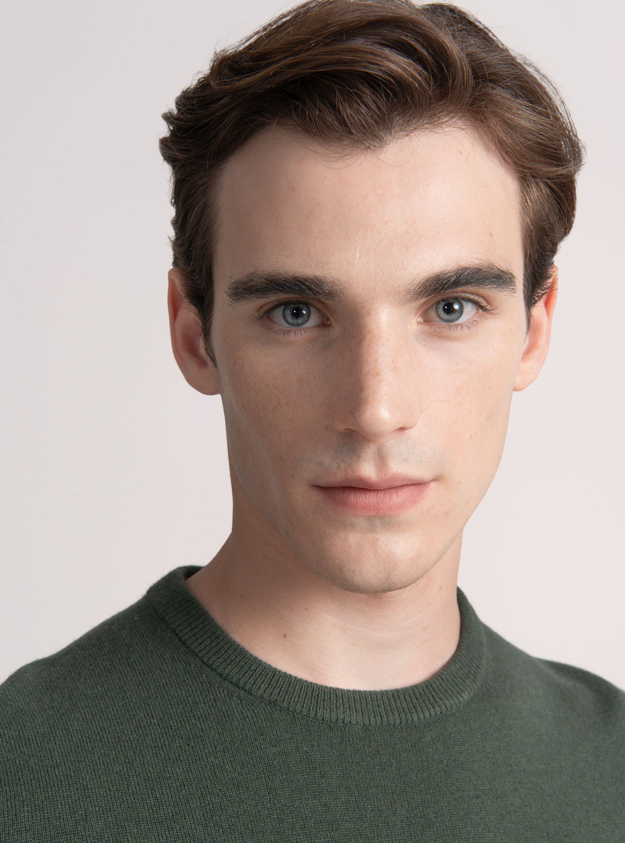 Lambswool and cashmere crew-neck sweater, MILITARE 0609C