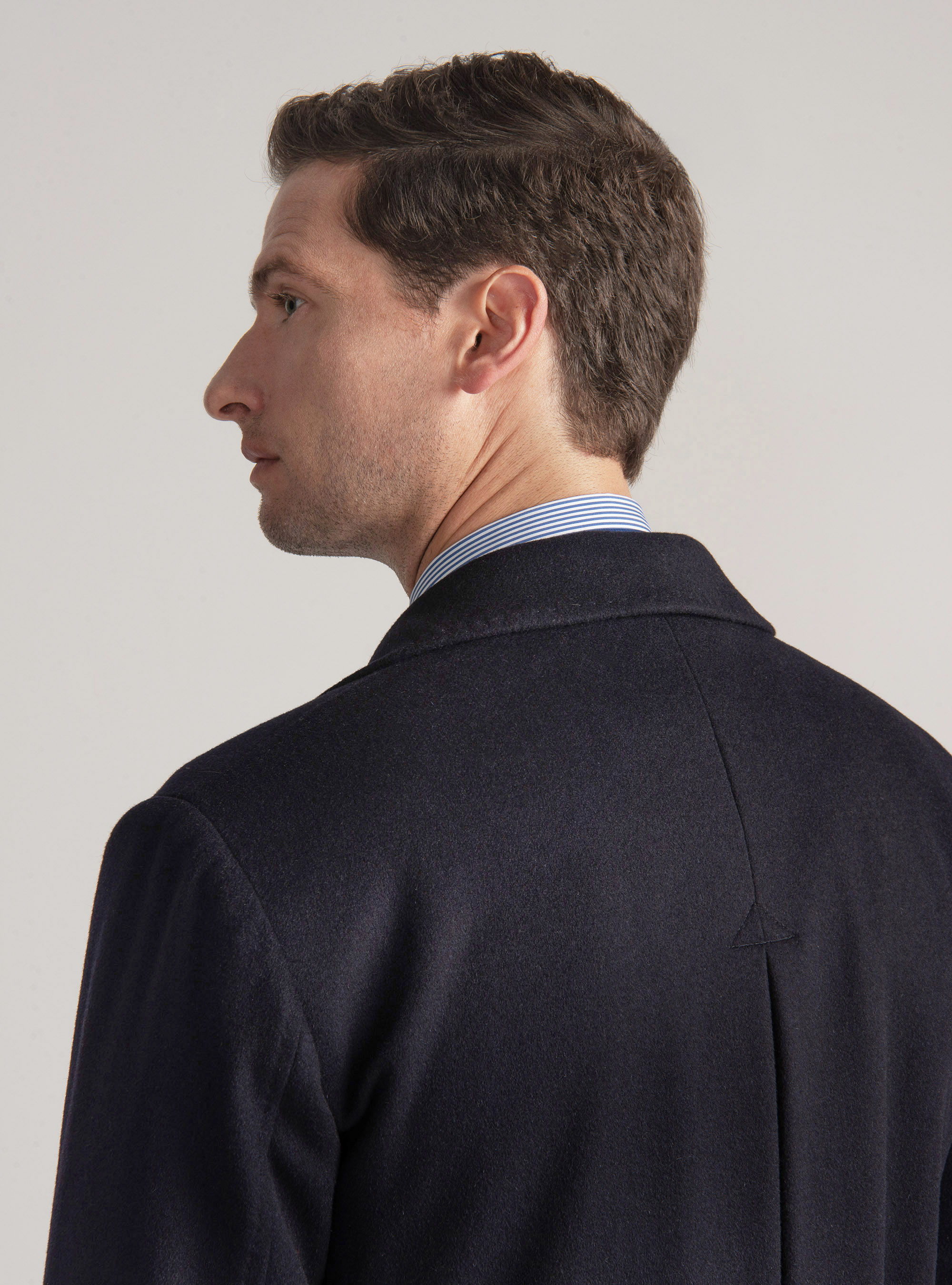 Cashmere wool double-breasted coat with metal button, NAVY BLUE