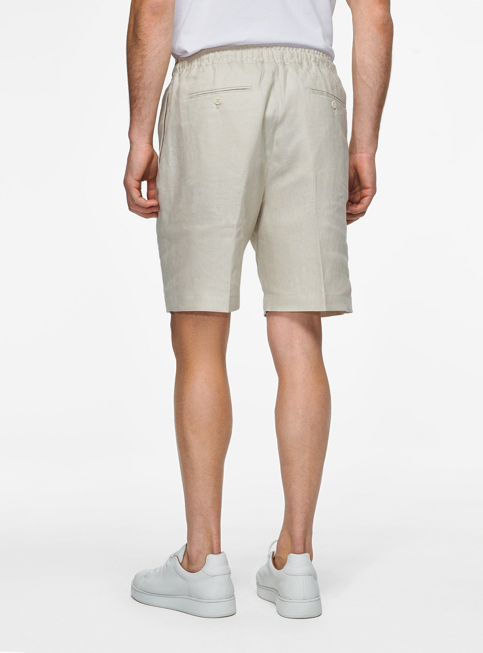 Linen Bermuda shorts with elastic and drawstring, ECRU