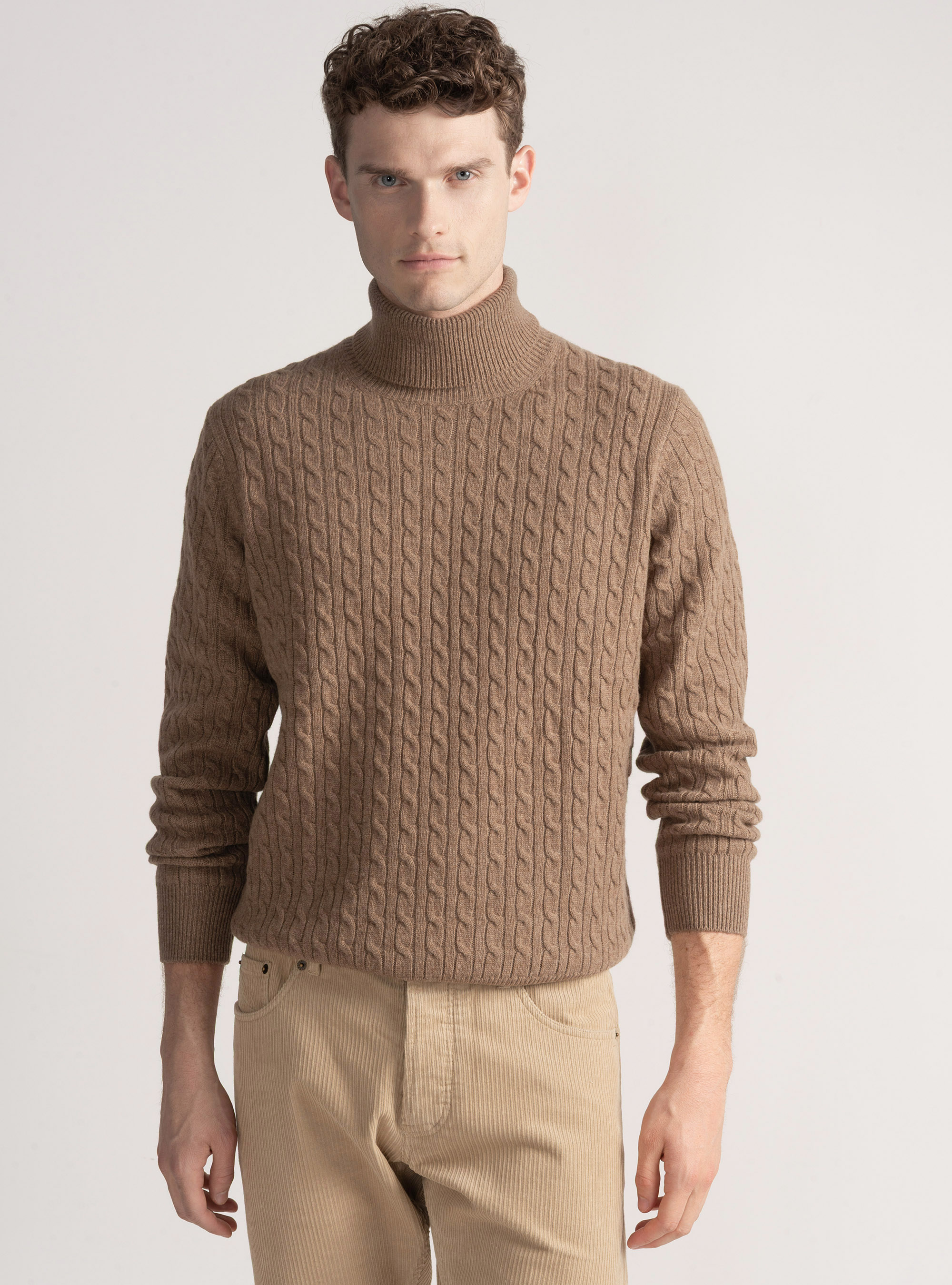 Hochgeschlossener Pullover mit Kaschmirwollborte, FANGO 0569C