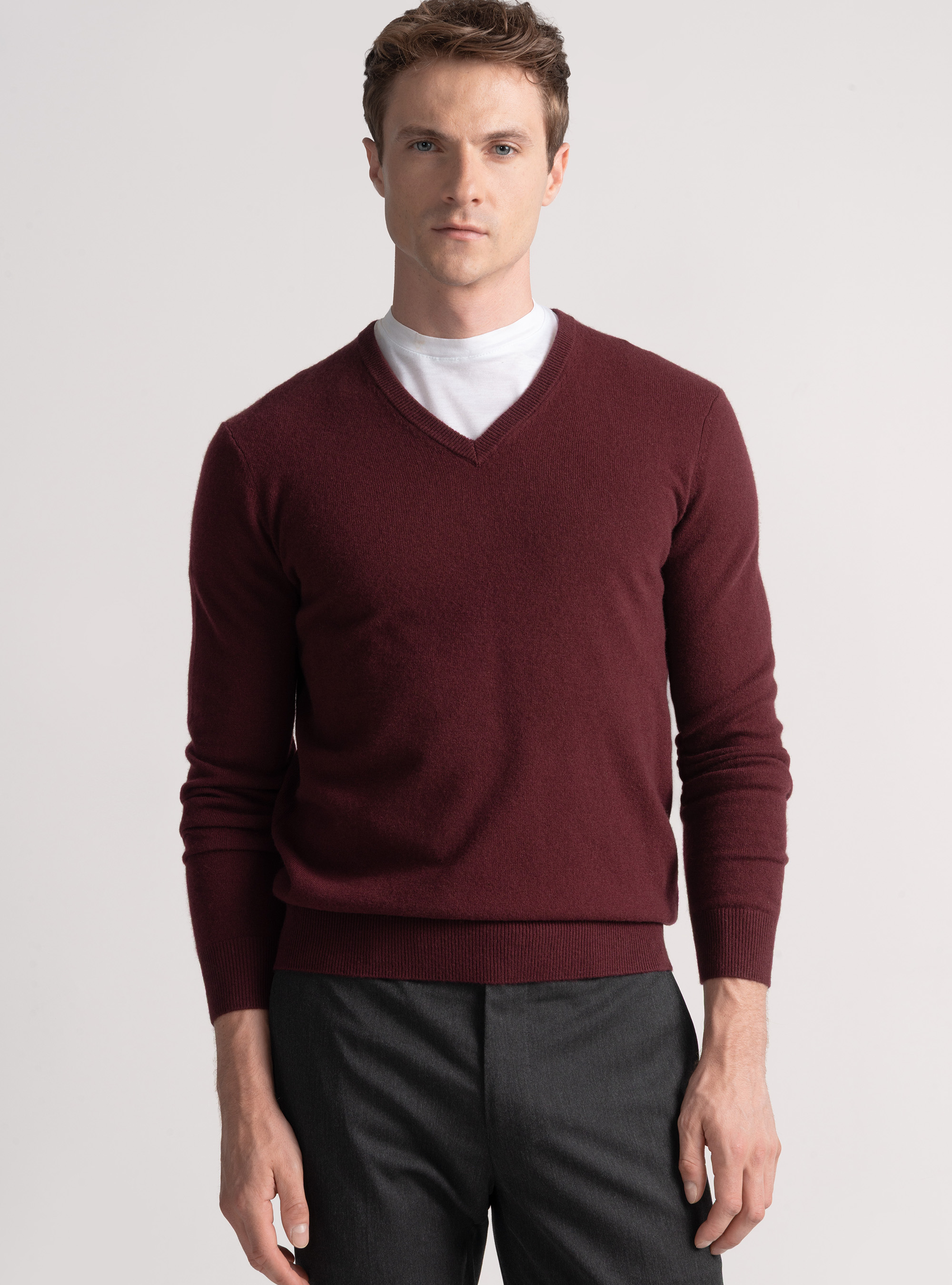 Maglia scollo a V in lana merino, BORDEAUX