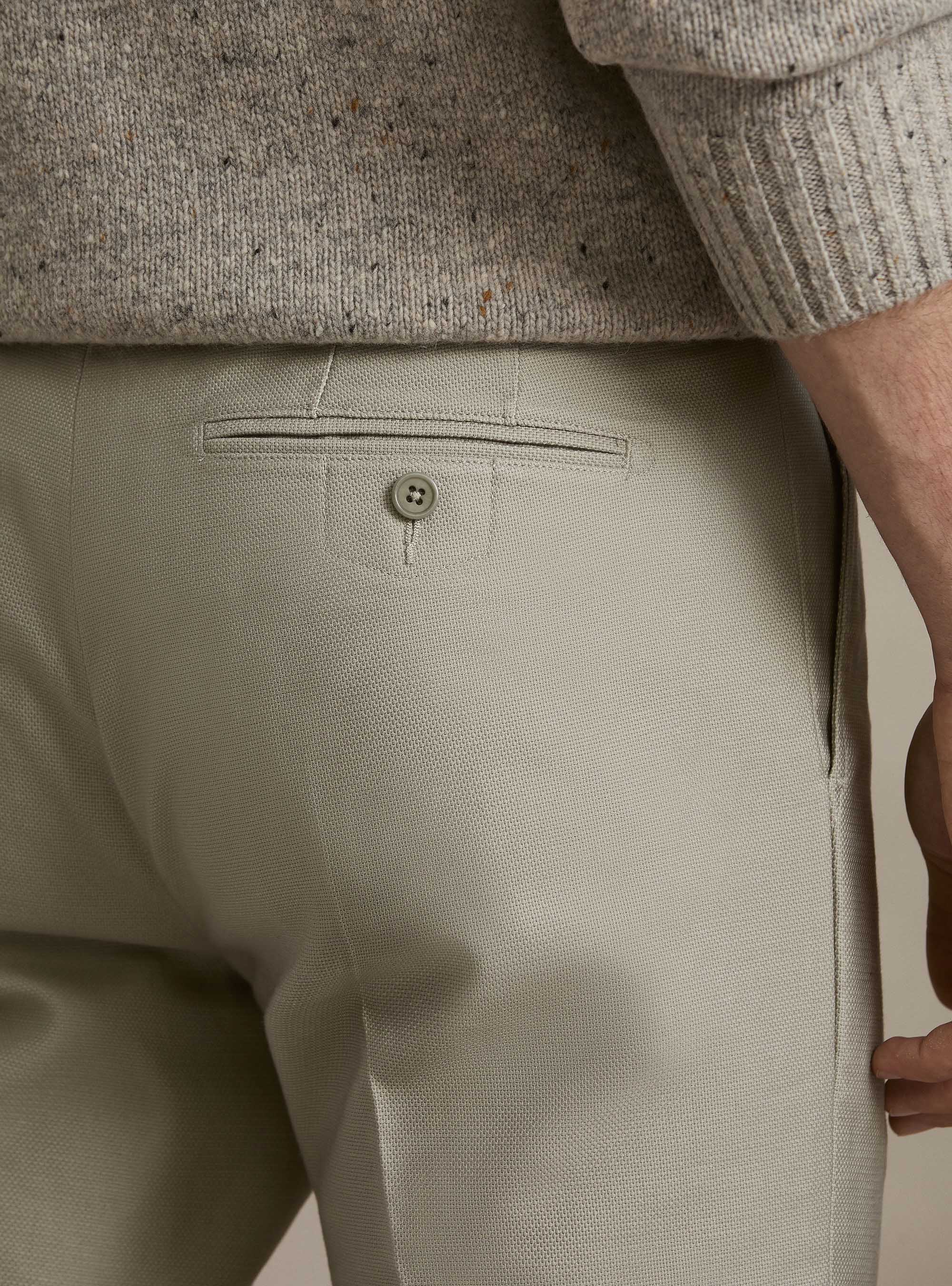 Pantalones chino de algod&oacute;n labrado, CRUDO
