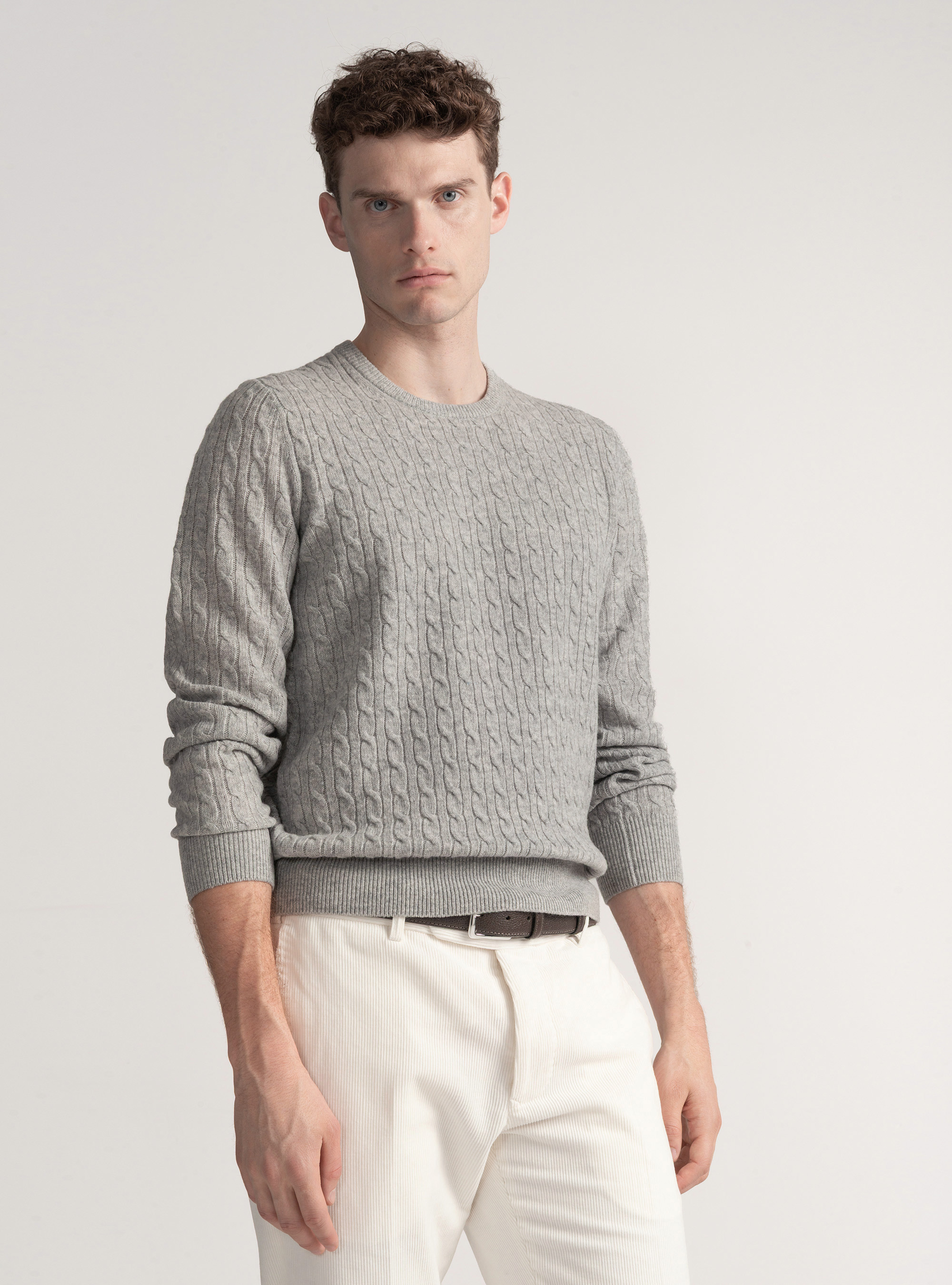 Maglia girocollo con treccia in lana e cashmere, GRIGIO CHIARO MELANGE