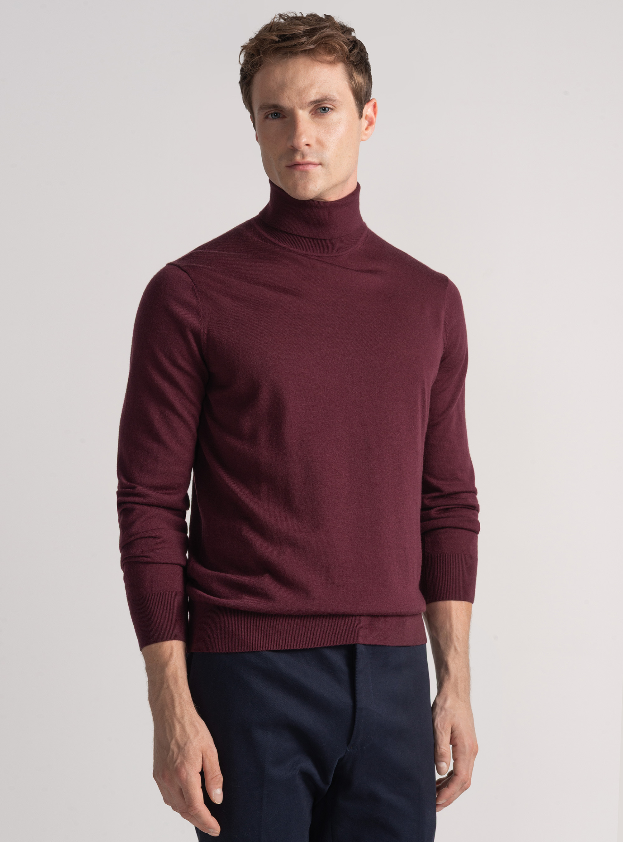 Turtleneck in pure extra-fine merino wool, BORDEAUX