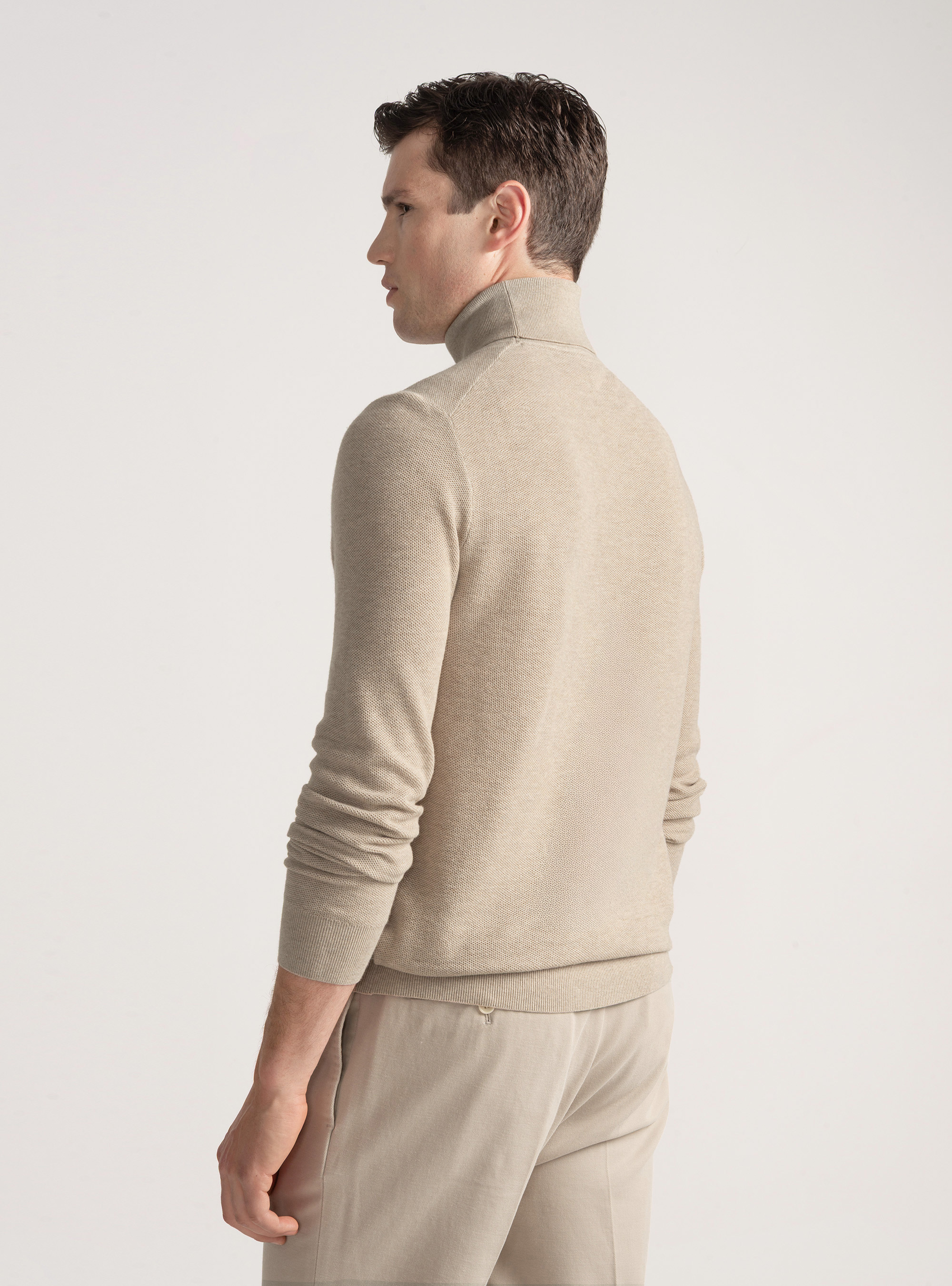 Rollkragenpullover mit Wabenmuster aus Baumwollkaschmir, ECRU 0560C