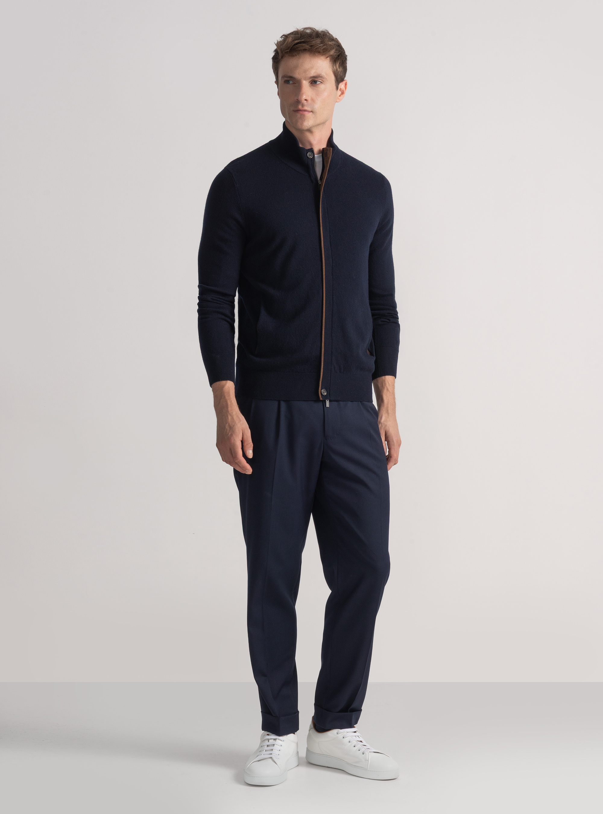 Strickjacke mit Rei&szlig;verschluss aus Lambswool und Kaschmir, NAVY 0218C