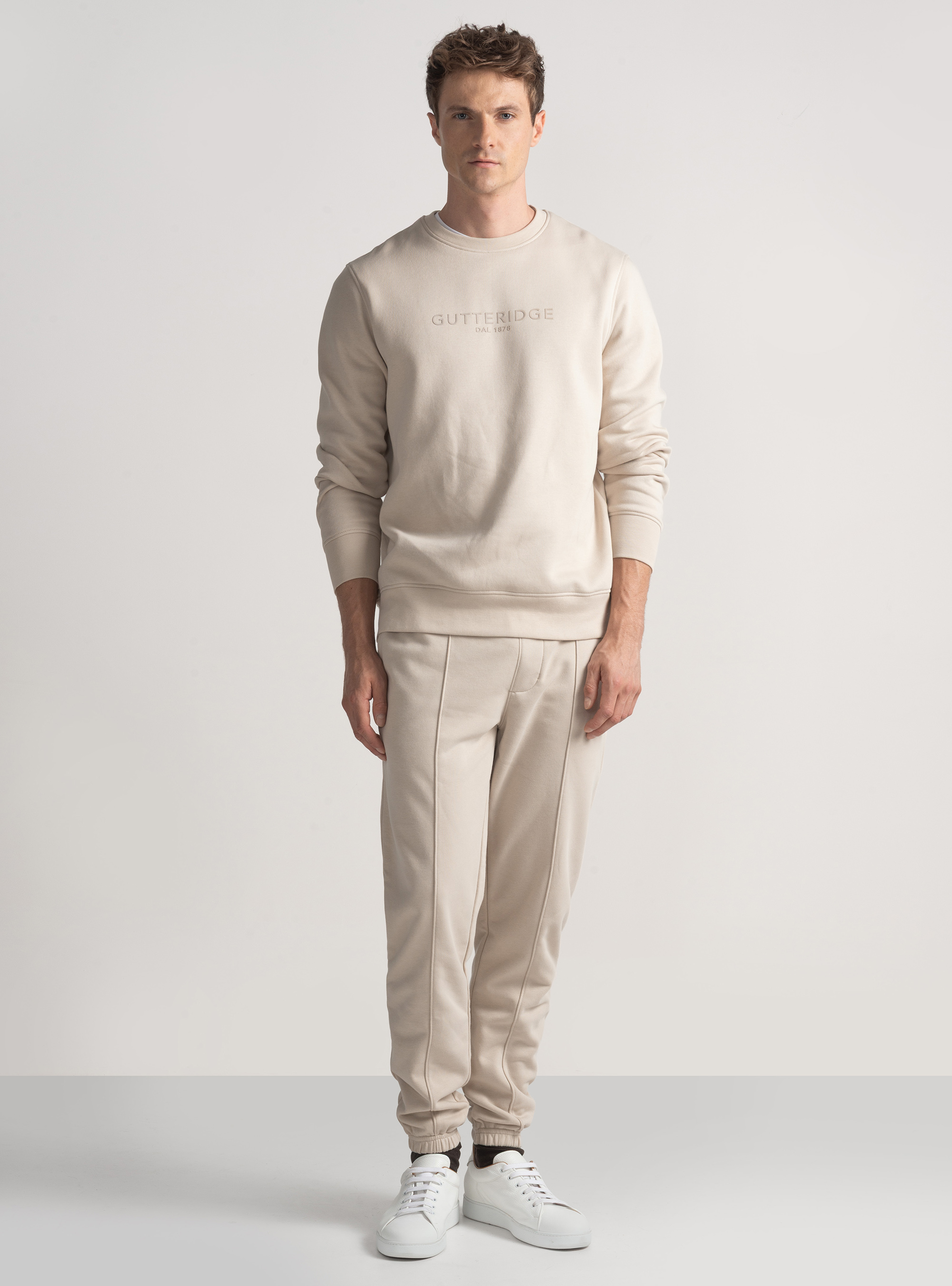 Sweatshirt &agrave; col rond avec logo, &Atilde; CRU