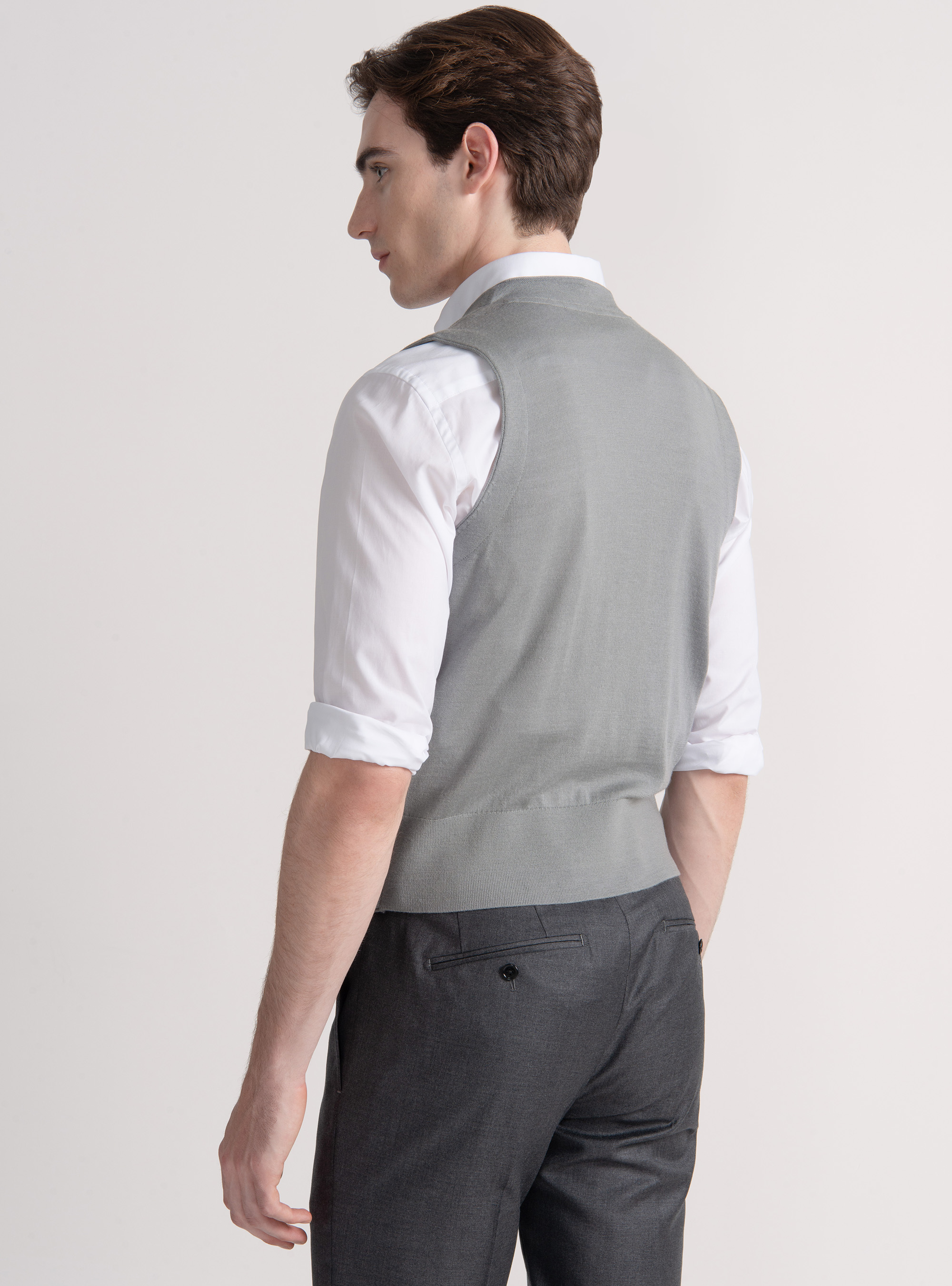 Gilet in maglia doppiopetto in pura lana merino extrafine, GRIGIO CHIARO
